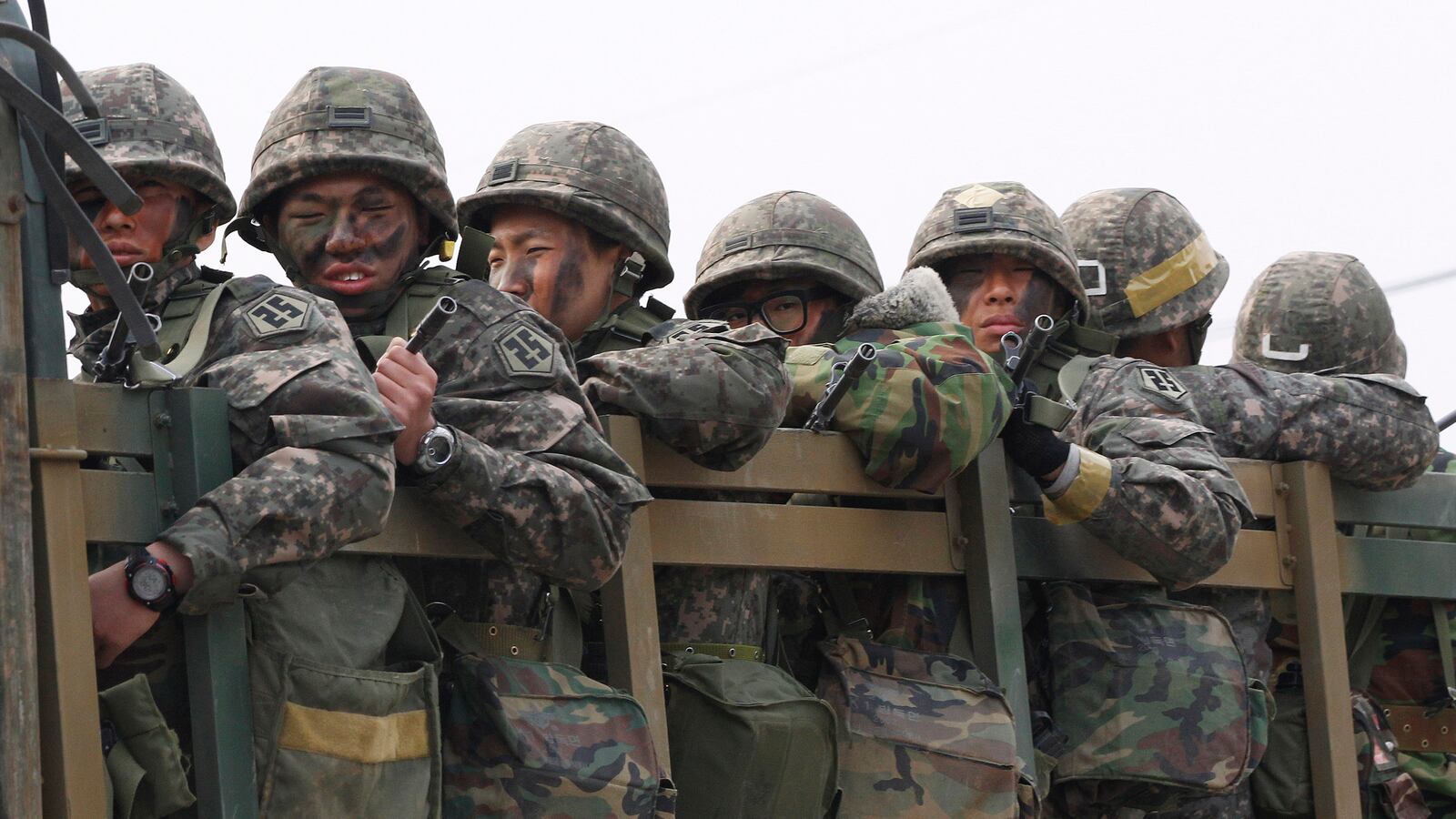 cheats/2013/04/08/north-korea-suspends-work-at-border-complex/130408-gaeseong-complex-cheat_tzh1ui