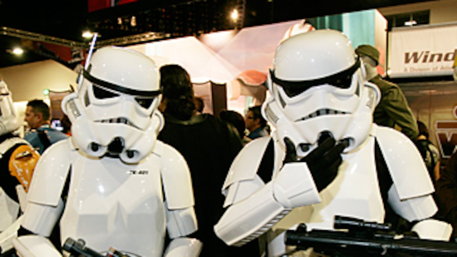cheats/2010/09/29/star-wars-to-be-re-released-in-3d/star-wars_q1x7vu