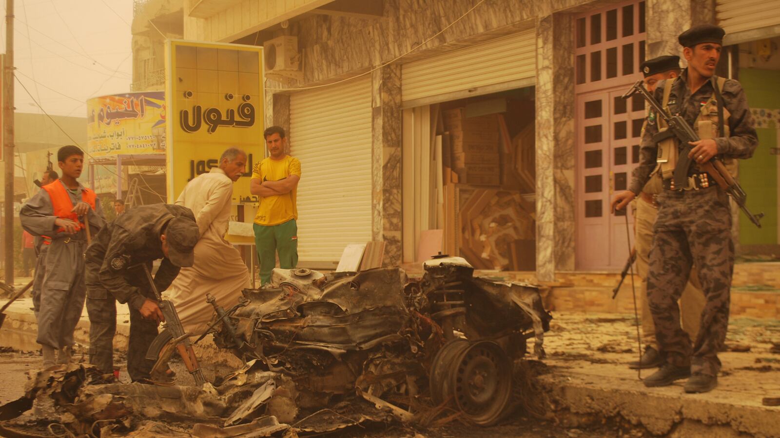 cheats/2012/04/19/baghdad-blasts-kill-30/iraq-bombing-cheat_lh3f5j