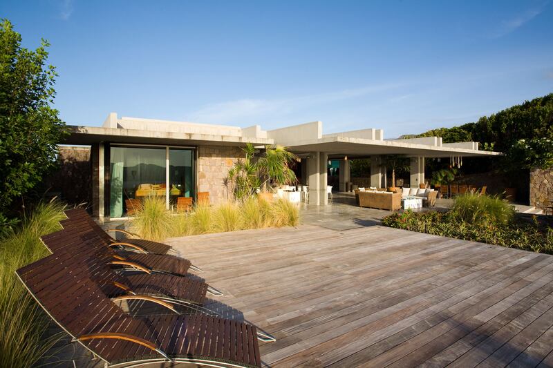 galleries/2014/08/23/omg-i-want-this-house-st-barts-photos/140822-omg-house-st-barts-8_p1bfwx