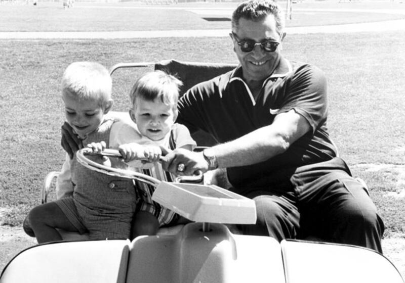 galleries/2010/06/17/sage-advice-from-famous-dads/feiler-fathers-day---lombardi_gilnnl