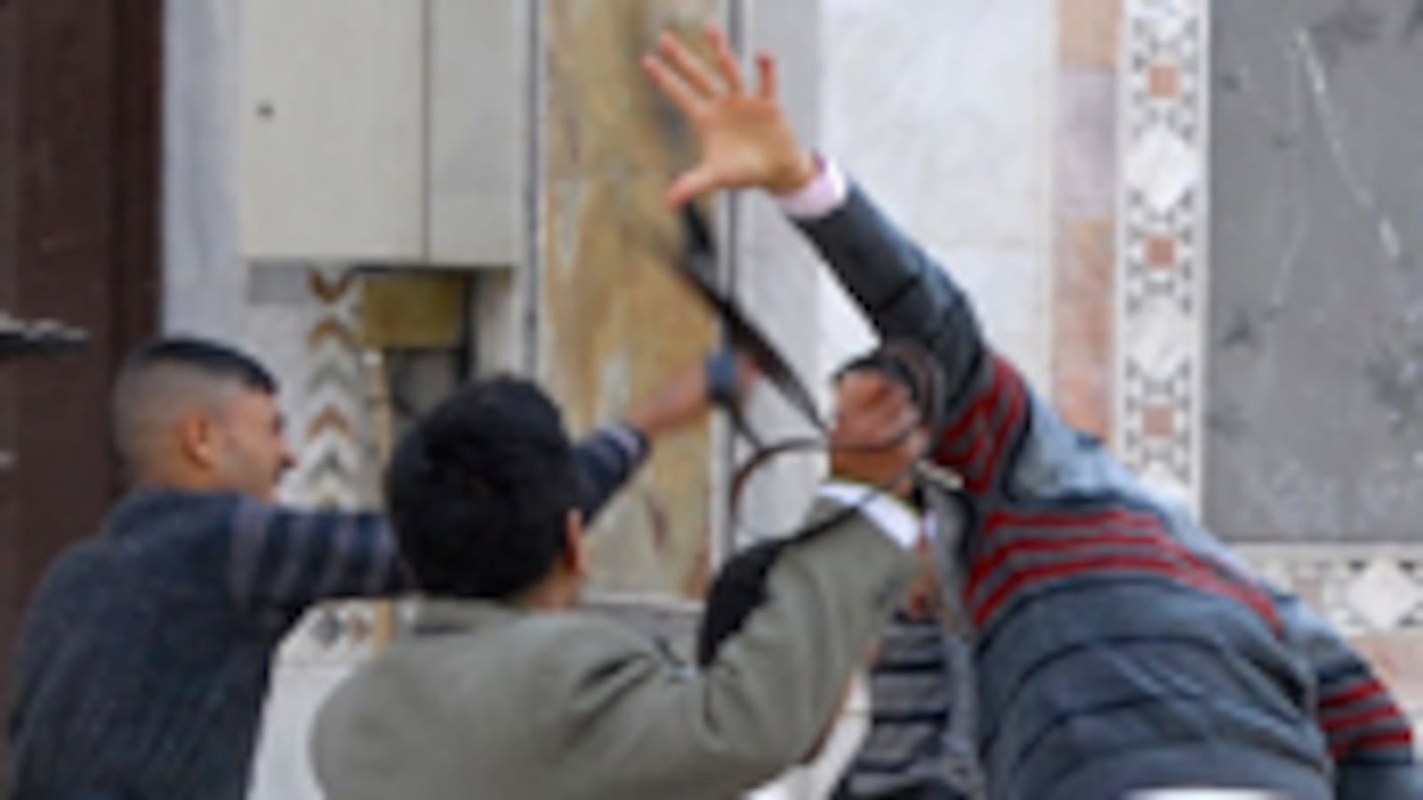 cheats/2011/03/25/syria-protests-leave-dozens-dead/syria-conflict_bb92hi