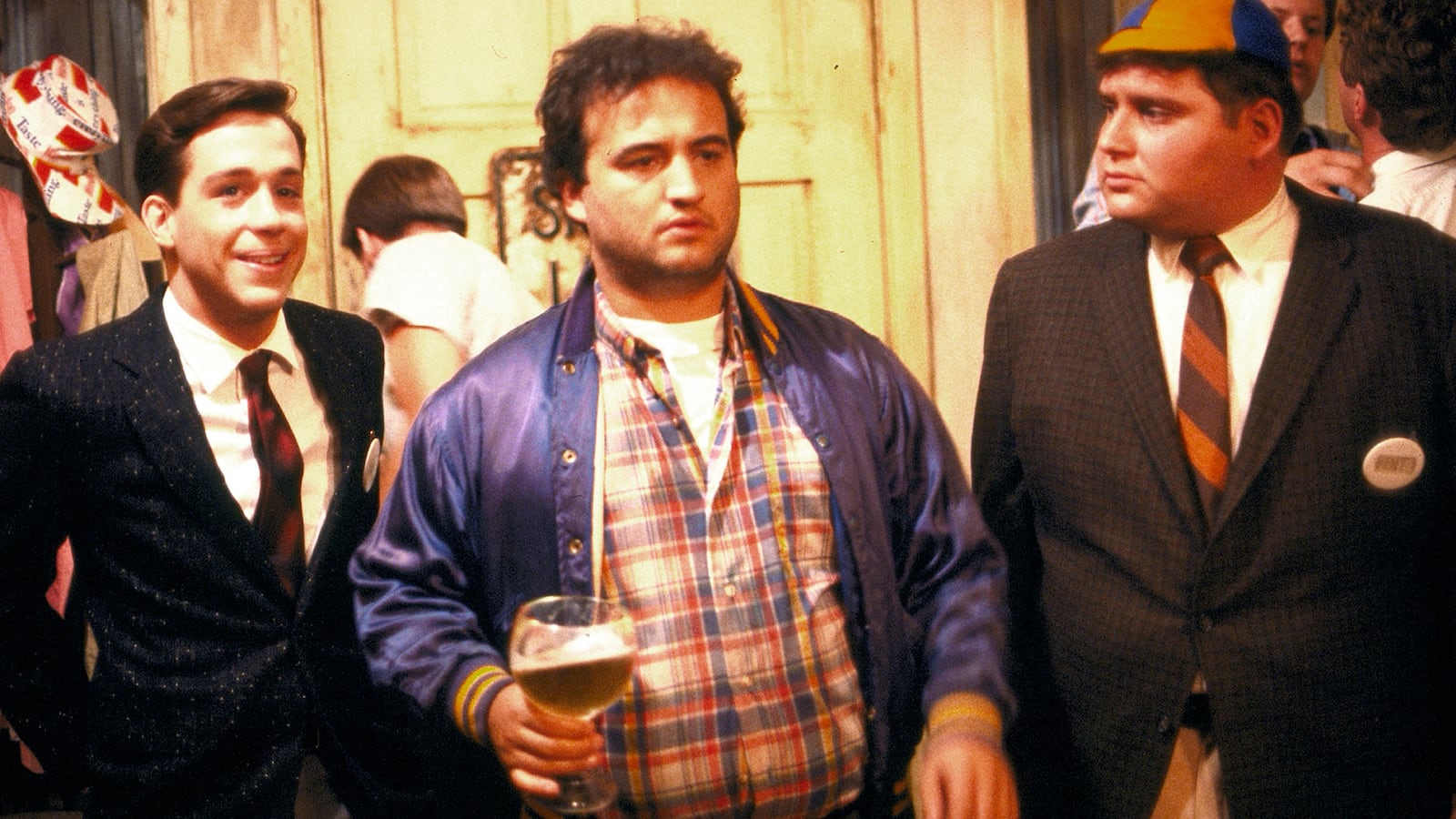 180921-curtis-movie-drunk-tease_n32fpq