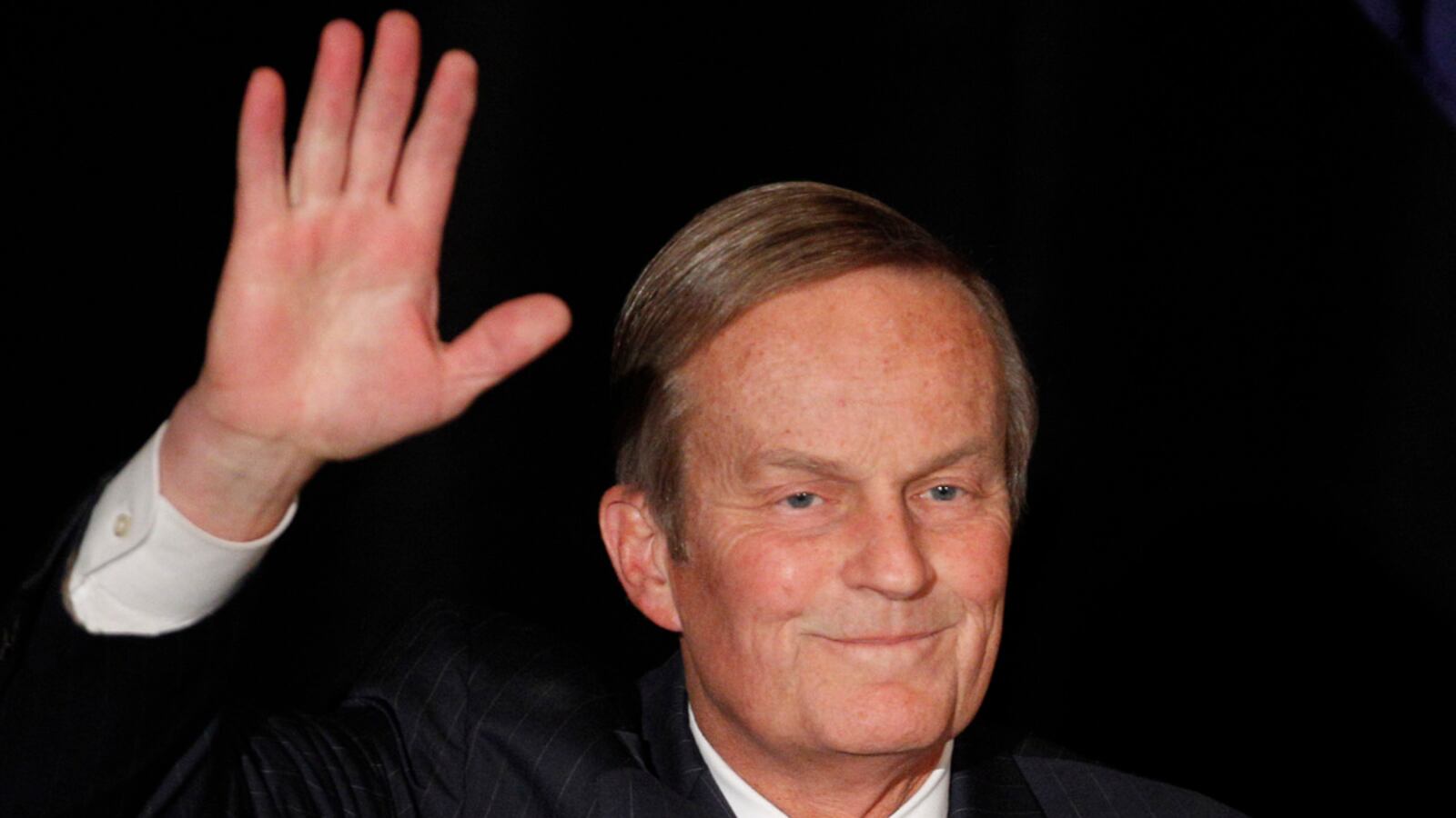 cheats/2012/08/29/todd-akin-still-leads-mccaskill/todd-akin-christian-group-support-cheat_gwchkc