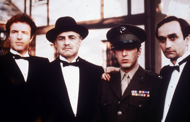 galleries/2010/11/17/the-30-biggest-books-to-movies/movies-from-books---the-godfather_tb1lff