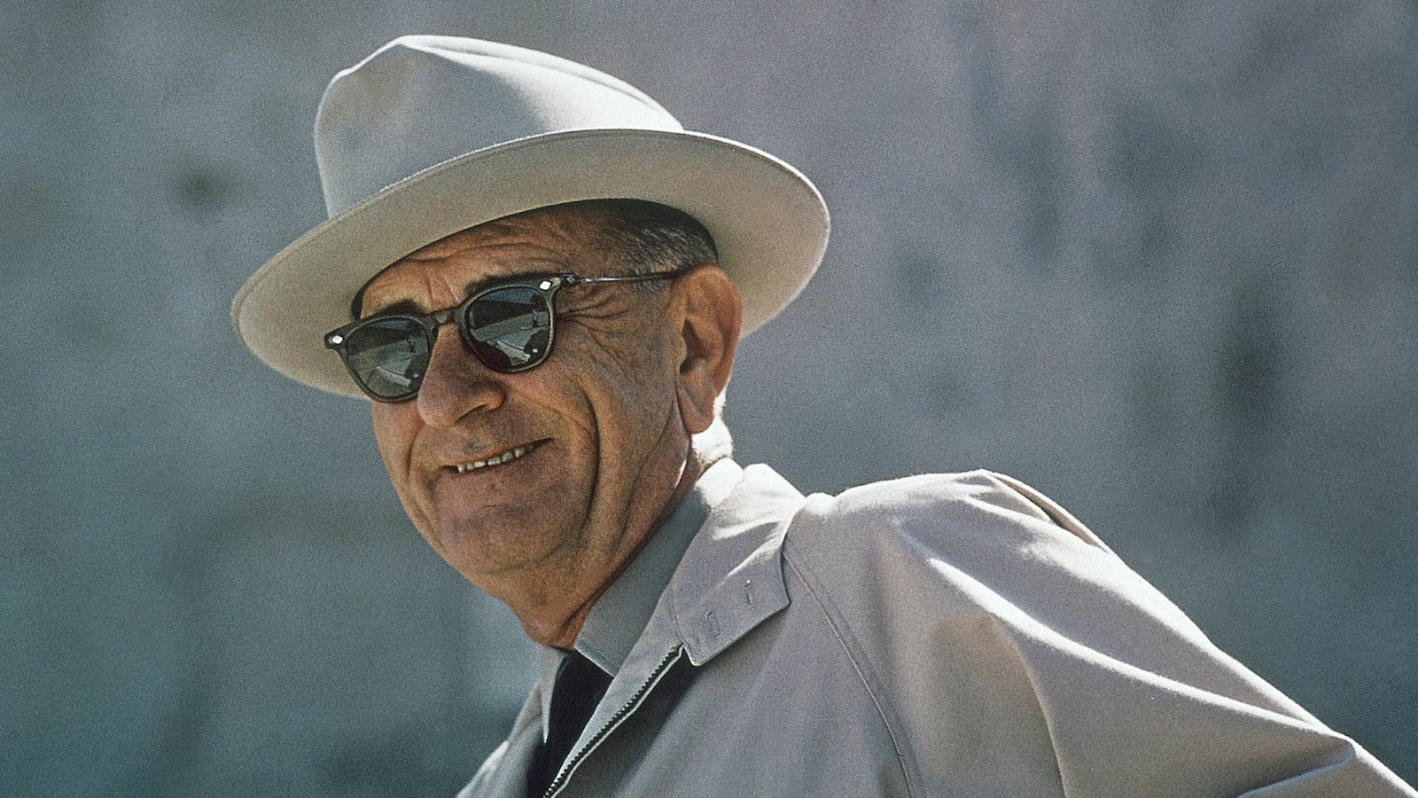 articles/2014/12/24/my-love-letter-to-the-stetson/141223-mckinnon-stetson-tease_kxfgjv