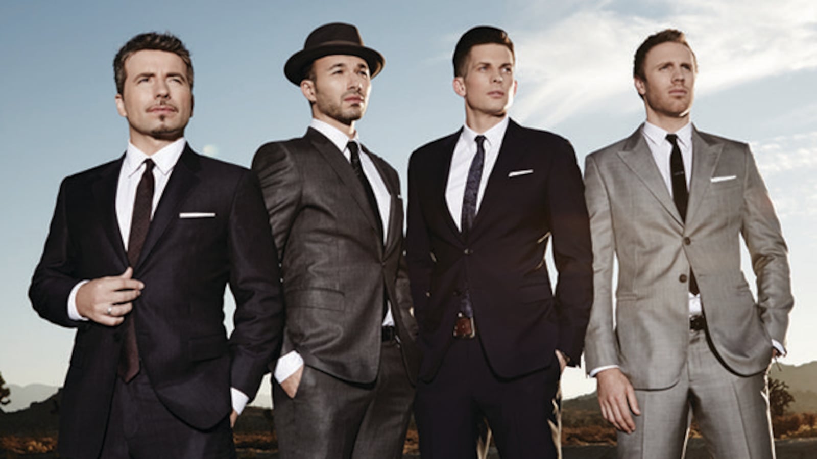 cheats/2016/07/13/singer-causes-stir-at-all-star-game/160712-the-tenors-cheat_vuv8ej