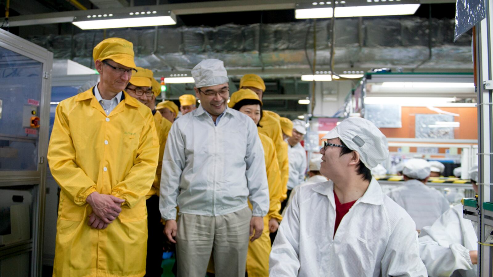 cheats/2012/03/29/major-violations-found-at-apple-plants/Foxconn-cook-cheat_gw3pq2