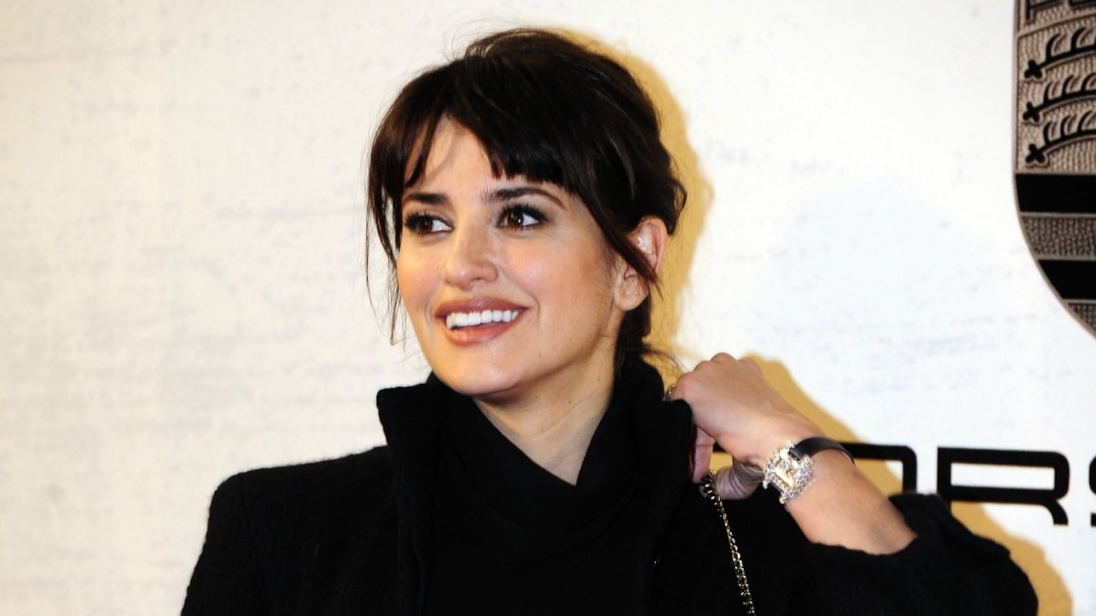 cheats/2013/02/01/penelope-cruz-pregnant-again/penelope-cruz-preg-again-cheat_c55odr
