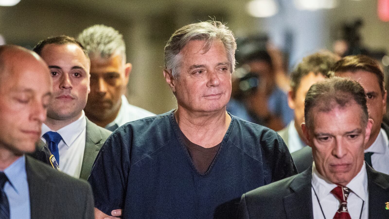 2019-06-27T194003Z_816727096_RC1ECB1EFEC0_RTRMADP_3_USA-TRUMP-MANAFORT_1_lds3bk