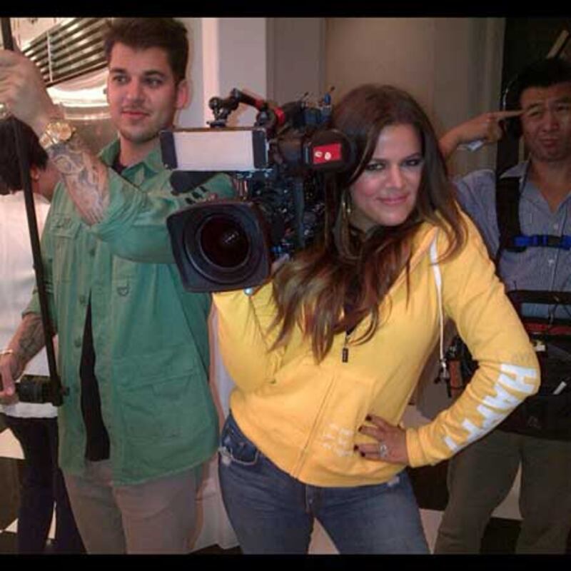 galleries/2012/06/17/eva-longoria-kim-kardashian-more-celebrity-twitter-pictures-photos/celebrity-twitter-pictures-kardashian_fpbmpw