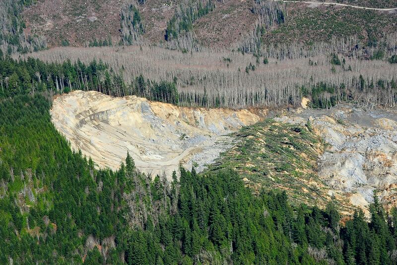 galleries/2014/03/25/without-warning-mudslide-covers-washington-town-photos/140325-wa-mudslide-4_nesagd