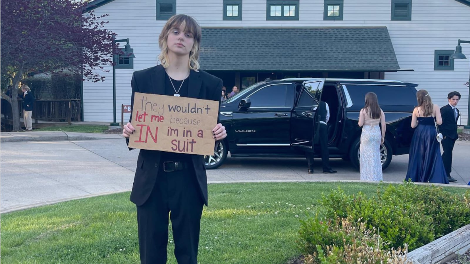 Screen_Shot_2023-04-24_at_2.38.05_PM_byhqb4