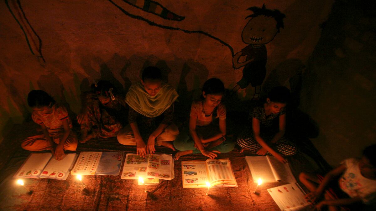 cheats/2012/07/31/half-of-india-without-power/india-blackout-decade-cheat_ax2baf