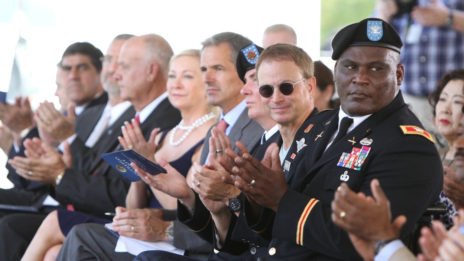 articles/2013/09/13/politicians-are-no-show-for-opening-of-privately-funded-vets-clinic/130912-hartman-hospital-tease_ndt5ug