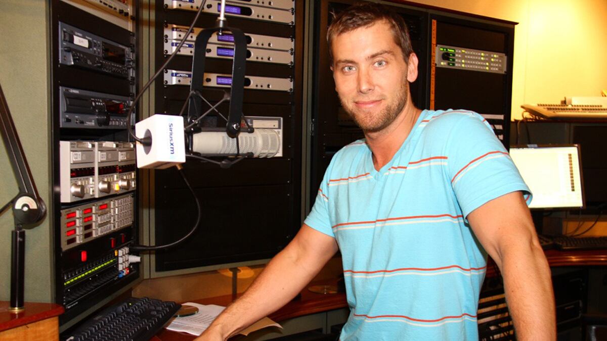 articles/2011/08/02/n-sync-s-lance-bass-on-his-sirius-show-insomnia-relationships/lance-bass-setoodeh_ox73ld