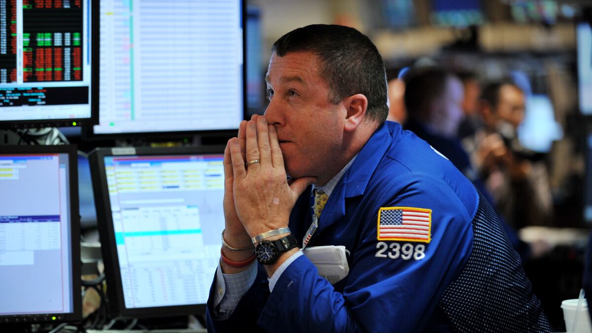 cheats/2012/10/28/u-s-stock-market-will-close/market-plunge-recession-fears-wrap_wn0ija