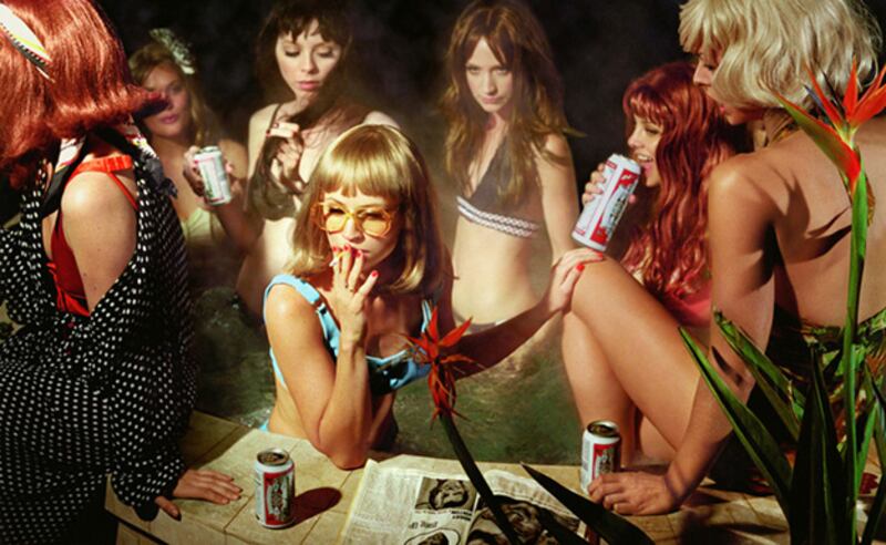 galleries/2010/01/12/alex-prager-the-living-dollhouse/alex-prager-19_eskky2