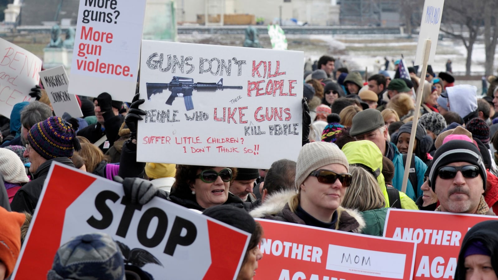 articles/2013/01/31/how-obama-and-the-democrats-could-win-on-gun-control-by-losing/130130-Clift-Gun-Control-tease_ivmky9