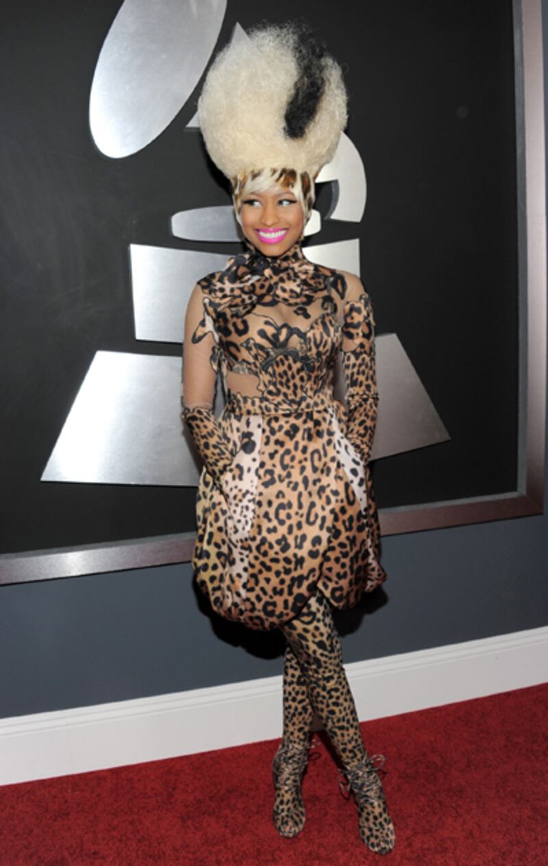 galleries/2011/02/13/best-of-grammy-s-red-carpet/grammy-red-carpet---minaj_kporso