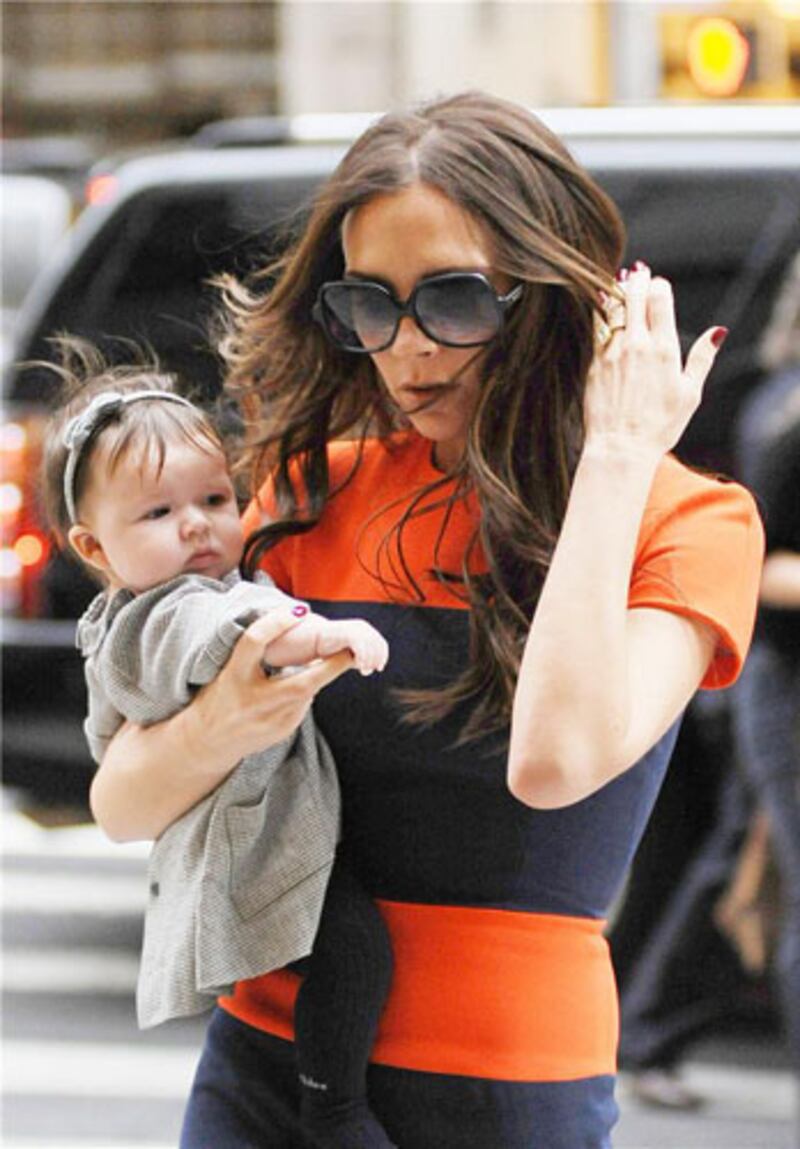 galleries/2011/12/19/most-influential-celebrity-kids-photos/harper-beckham-celebrity-power-babies_f2b8ka