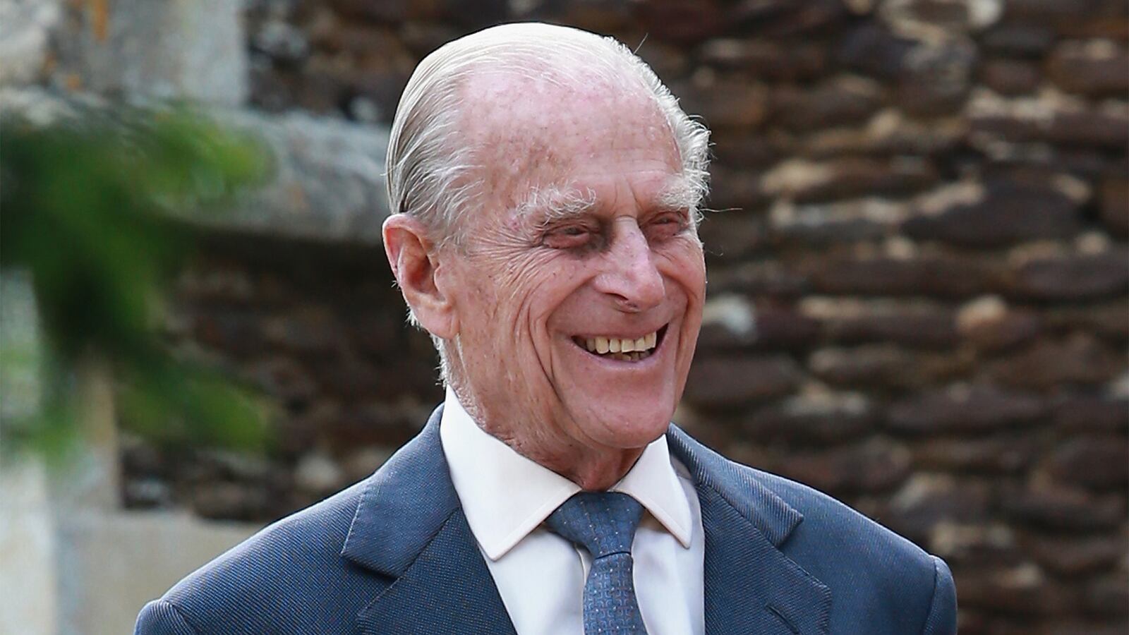 articles/2015/07/17/new-prince-philip-gaffe-as-he-jokes-about-sponger-women/150710-crocker-prince-philip-tease_ixbb4c