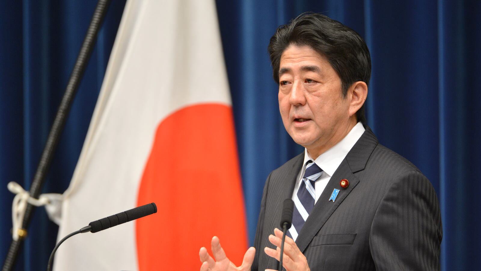 articles/2013/04/24/can-abenomics-revitalize-japan/can-abenomics-revitalize-japan-image_ahgjnf