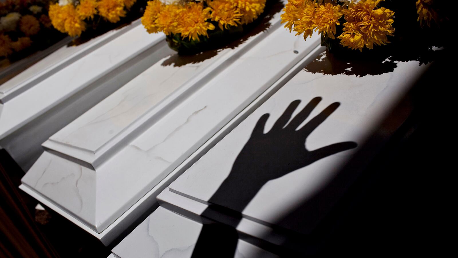 cheats/2016/06/01/u-s-death-rate-up-1st-time-in-a-decade/160601-death-toll-cheat_kbf1ev