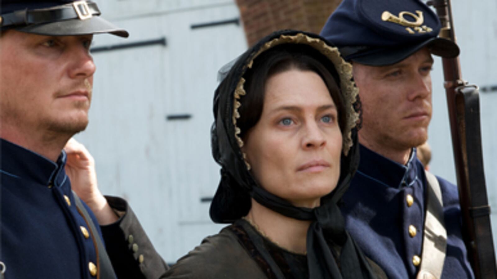 articles/2011/04/14/the-conspirator-robert-redfords-daring-movie-about-president-lincoln/clift-conspirator_172900_ztuhlh