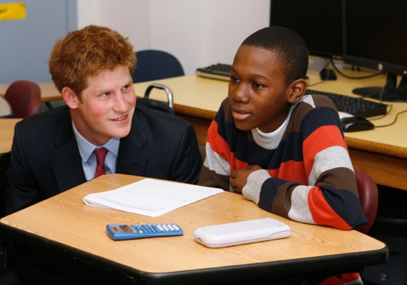 galleries/2009/05/29/prince-harry-in-new-york/prince-harry-visits-ny-8_zbupcq