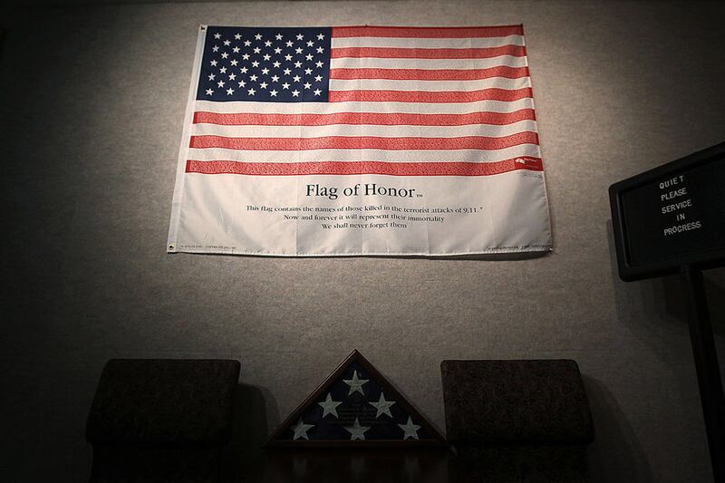 articles/2016/09/11/at-pentagon-muslim-service-members-answer-the-call-to-prayer/160910-Youssef-Muslim-services-embed_cjfiru