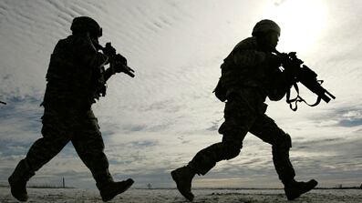 cheats/2009/05/12/will-the-surge-work-again/iraq-surge-soldiers_owk2os