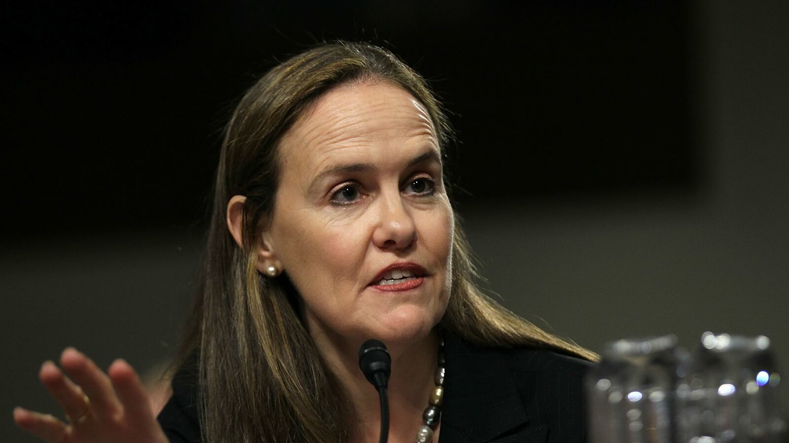 cheats/2014/11/26/michele-flournoy-drops-out-of-secretary-of-defense-race/141126-michele-flournoy-cheat_is1zc9