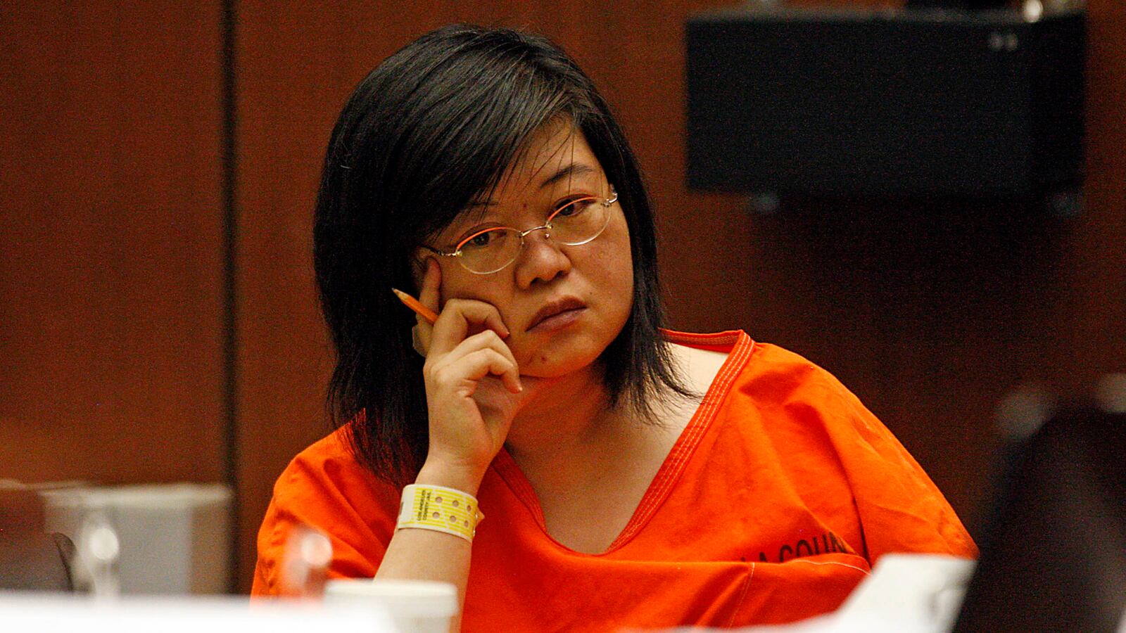 articles/2015/10/21/her-patients-overdosed-now-she-s-on-trial-for-murder/151020-doc-bastard-pill-mill-trail-tease_w2fm1v