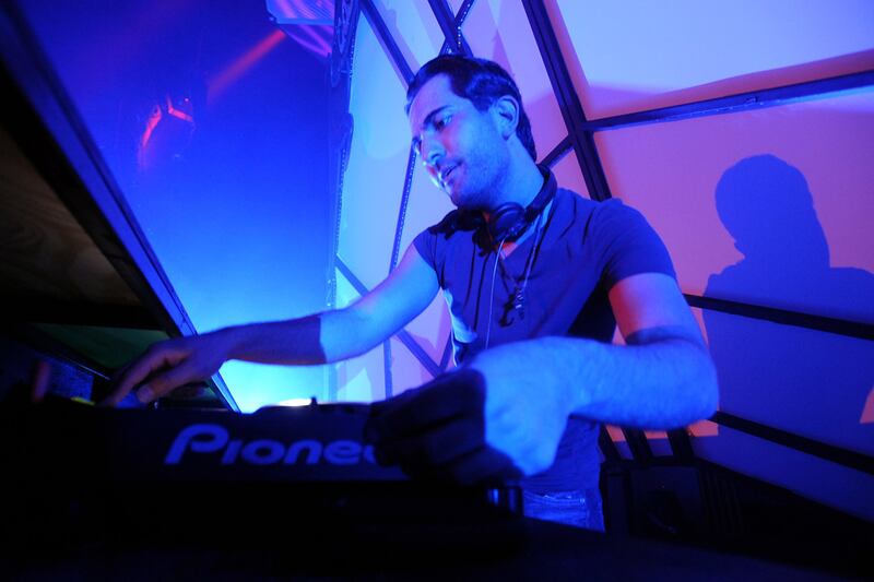 galleries/2012/02/25/axwell-presents-cosmic-opera-extrasensory-dance-event-at-hammerstein-ballroom-new-york/cosmic-opera-14_khfrva