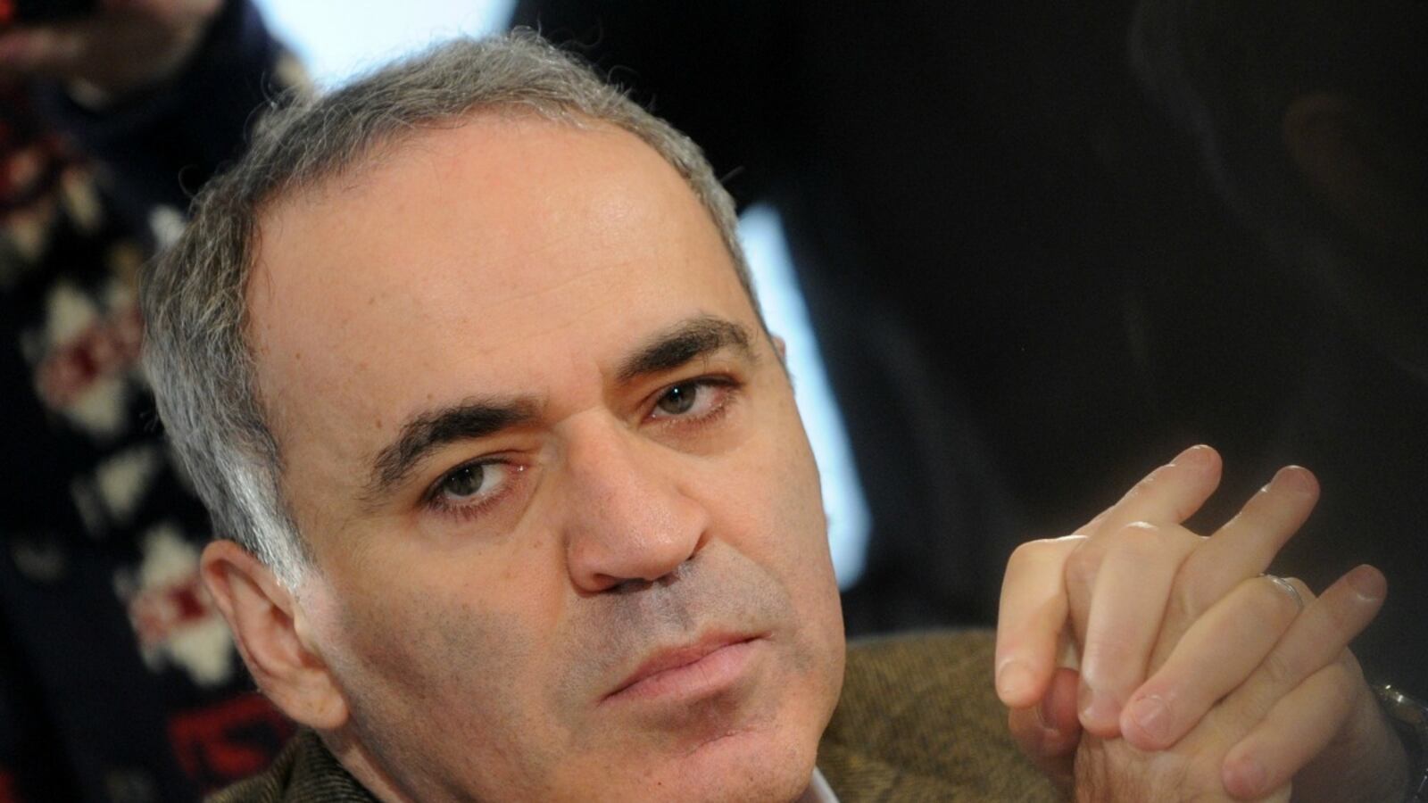 cheats/2012/11/15/kasparov-putin-needs-to-go/kasparov-hero-summit-cs_r8beed