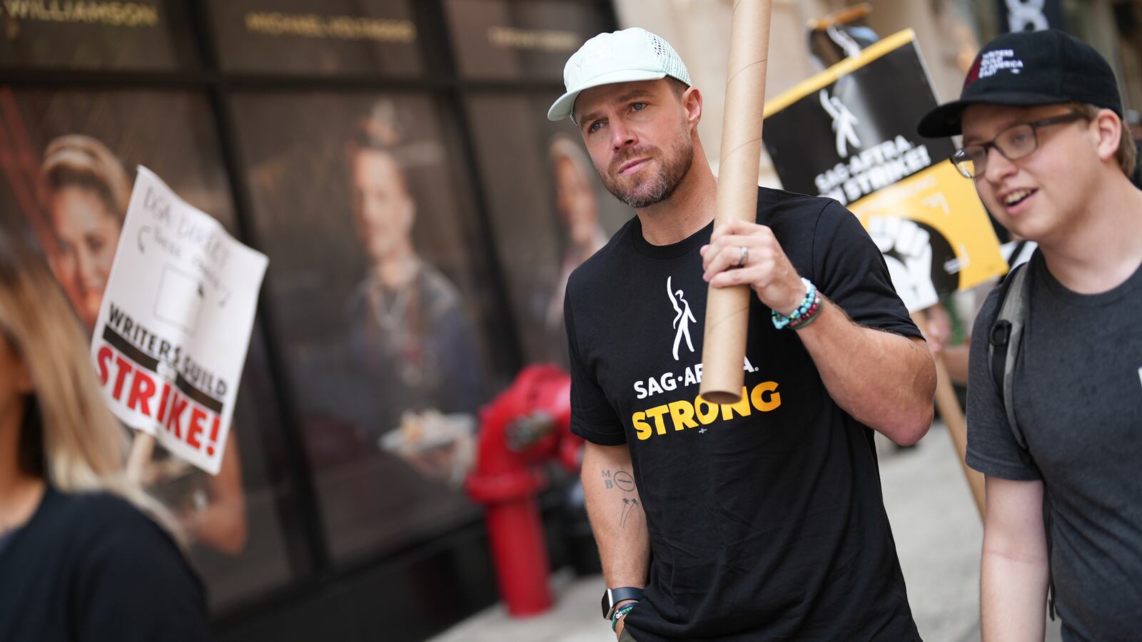 Stephen Amell joins SAG-AFTRA members as they maintain picket lines across New York City on August 11, 2023 in New York City.