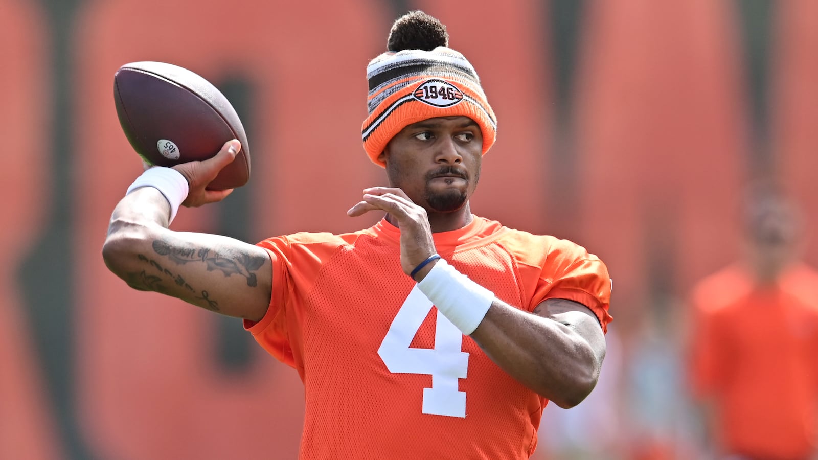 2022-05-28T142204Z_1967515655_MT1USATODAY18376411_RTRMADP_3_NFL-CLEVELAND-BROWNS-OTA_emn3gz