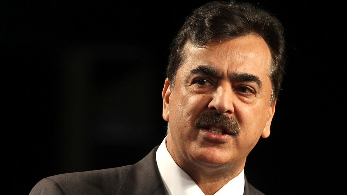cheats/2011/12/23/pakistan-pm-warns-of-coup-plots/pakistan-prime-minister-gilani-cheat_ybkdr2