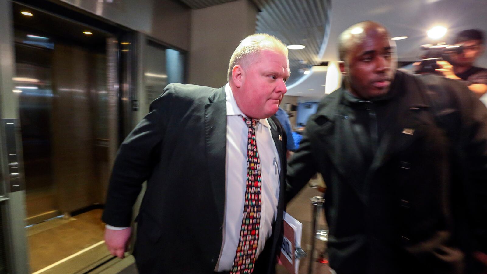 articles/2013/11/22/rob-ford-s-web-of-criminal-friends/131121-rob-ford-crime-ring_sqn62m