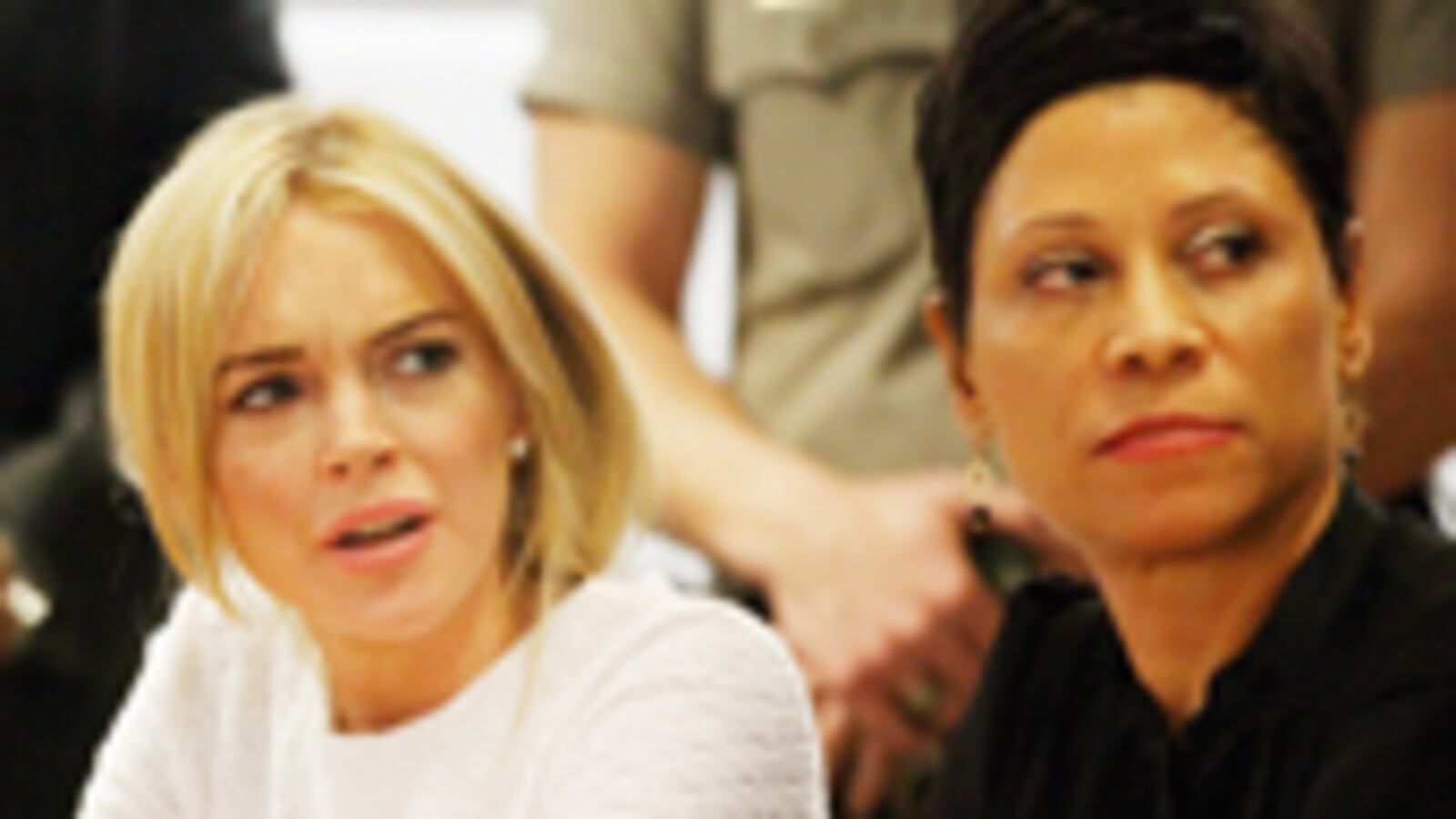 cheats/2011/02/10/lohan-seeks-plea-deal-report/pelisek-lohan-court_158989_giedr2