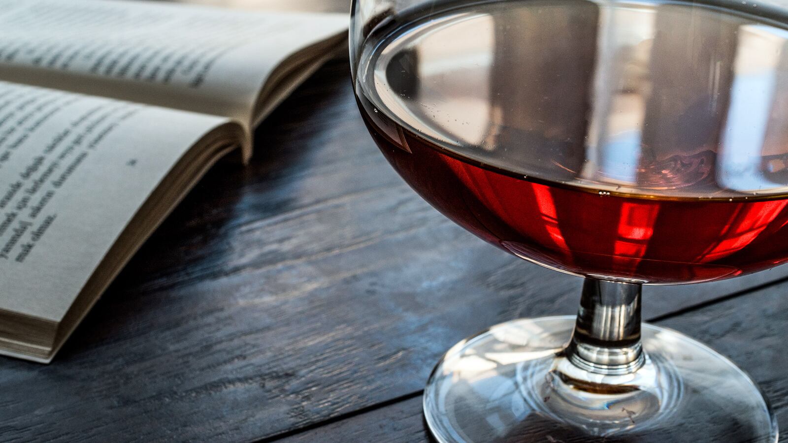 180504-wondrich-cocktail-books-tease_zcczwo