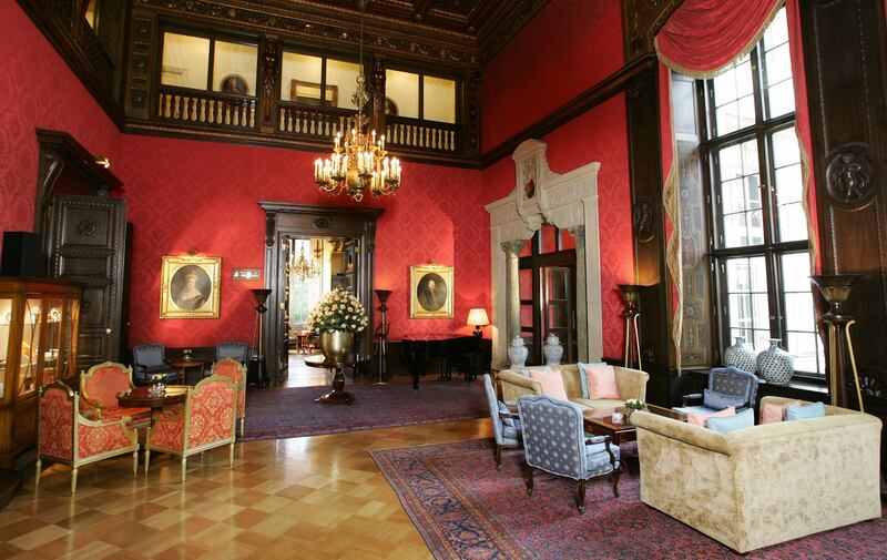 galleries/2014/03/30/from-lagerfeld-s-hotel-to-de-la-renta-s-resort-the-world-most-fashionable-vacation-digs-photos/gal-fashion-hotels-schlosshotel_g3sjc8