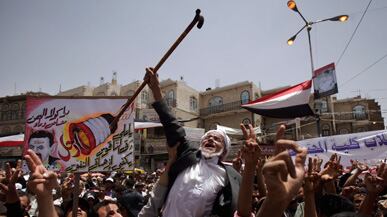 articles/2011/04/05/al-qaeda-takes-advantage-of-unrest-in-yemen/riedel-yemen_171454_yp3di7