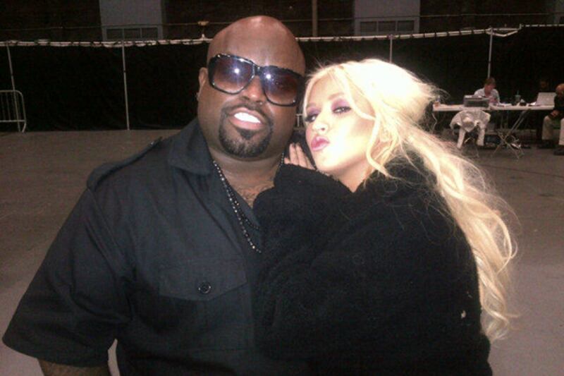 galleries/2012/02/04/zooey-deschanel-samuel-l-jackson-more-celebrity-twitter-pictures-photos/twitpics-green_v9hwgw