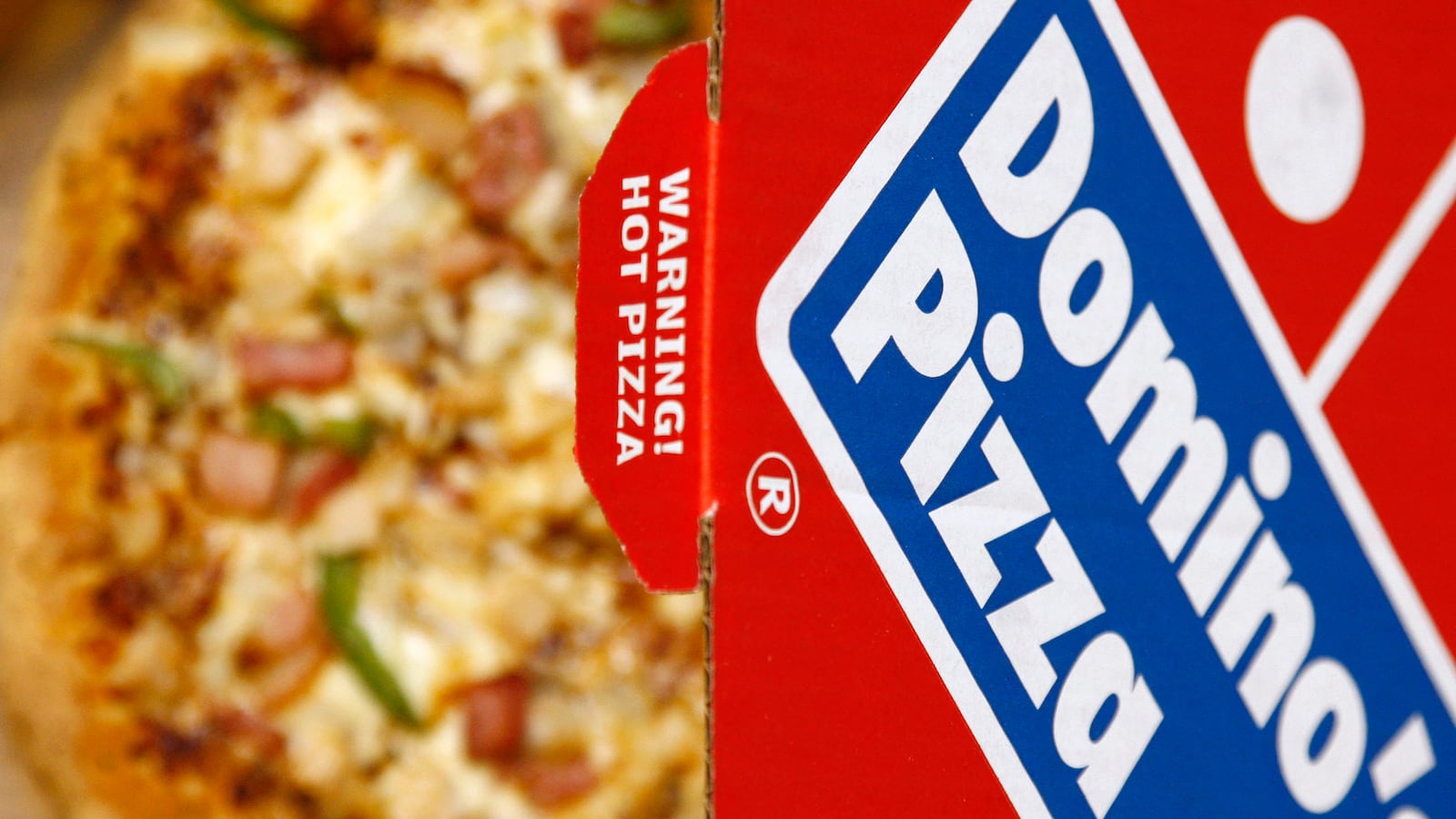 cheats/2015/12/30/domino-s-call-led-to-ethan-couch-arrest/151230-dominos-couch-cheat_vhozhk