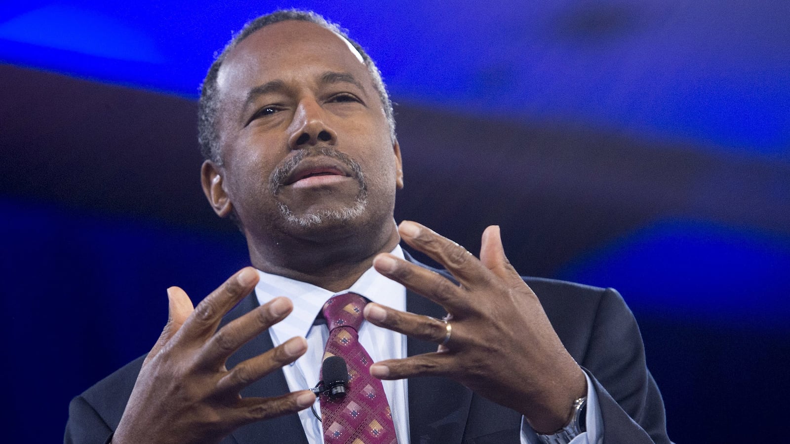 articles/2016/06/23/ben-carson-to-donald-trump-lay-off-hillary-clinton-s-faith/160623-resnick-ben-carson-tease_ru3gco