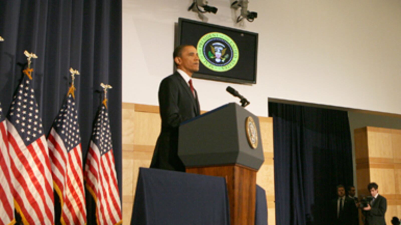 articles/2011/03/29/obama-libya-speech-how-the-presidents-war-has-won-him-arab-respect/seelye-libya-speech-wrap_169898_wf73be