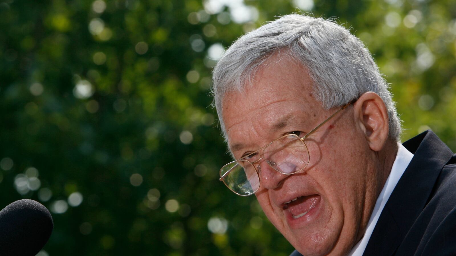 cheats/2015/12/17/former-speaker-hastert-had-stroke/151217-hastert-cheat_bc2g57