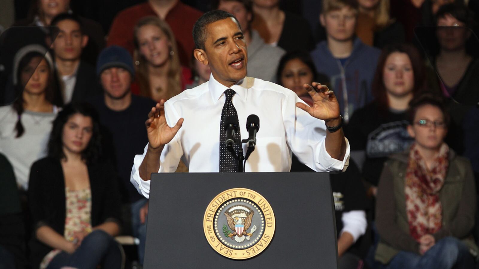 cheats/2011/10/26/obama-to-offer-student-loan-relief/obama-student-loans-cheat_fujegz